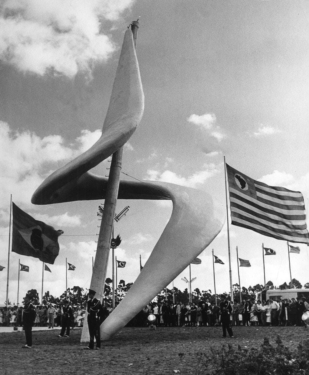 Voluta Ascendente de Oscar Niemeyer